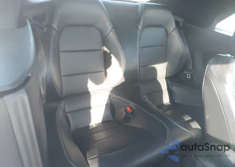 2023 Ford Mustang Ecoboost Premium из США, поврежденный, VIN 1FATP8UH4P5105036